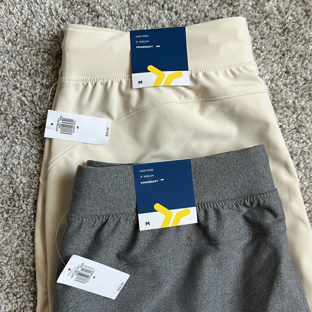 NWT Women's PowerSoft 3" Shorts - Picture 6 of 6